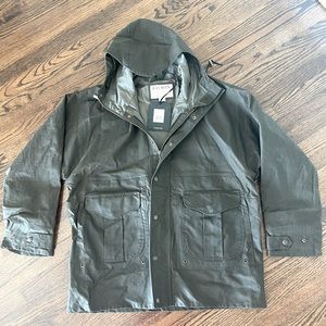 BNWT Filson All Season Rain Coat, Men’s L.